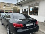 Mercedes E 220-4
