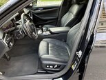 BMW 530e-11