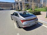 Hyundai Elantra-6