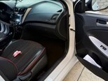 Hyundai Accent-10