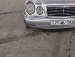 Mercedes E 240-5