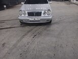 Mercedes E 240-8