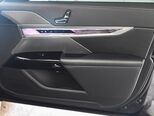BMW i7 M70-13