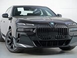 BMW i7-35