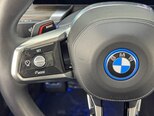 BMW i7-30