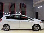 Toyota Prius V-4