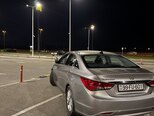 Hyundai Sonata-5