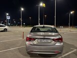 Hyundai Sonata-4