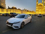 Honda Insight-3