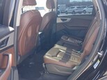 Audi Q7-6
