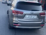 Kia Sorento-12
