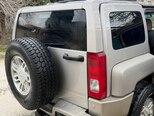 Hummer H3-10