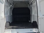 Ford Transit-15