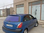 Kia Rio-5