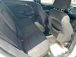 Chevrolet Cruze-12