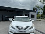Hyundai Sonata-1