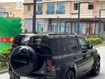 Land Rover Defender-6