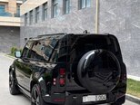 Land Rover Defender-7