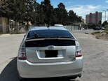 Toyota Prius-2