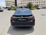 Lexus ES 300h-6