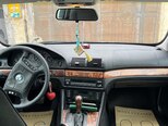 BMW 523-8