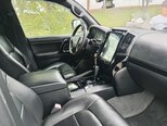 Toyota Land Cruiser-5