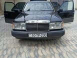 Mercedes 230 E-5