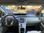 Toyota Prius-3