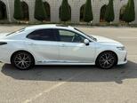 Toyota Camry-5