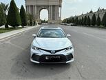 Toyota Camry-1