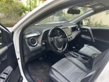 Toyota RAV4-4