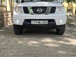 Nissan Navara-1