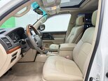 Toyota Land Cruiser-7