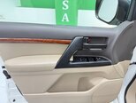Toyota Land Cruiser-17
