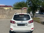 Hyundai Santa Fe-4