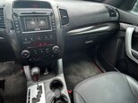 Kia Sorento-11