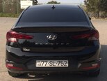 Hyundai Elantra-2