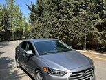 Hyundai Elantra-4