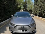 Hyundai Elantra-1