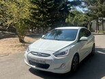 Hyundai Accent-10
