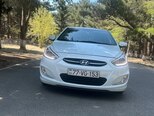 Hyundai Accent-2