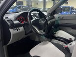 Mitsubishi L200-11