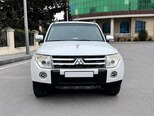 Mitsubishi Pajero-2