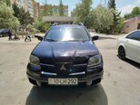 Mitsubishi Outlander-1