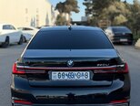 BMW 740-2