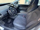 Toyota Prius-3