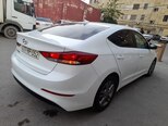 Hyundai Elantra-5