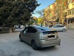 Toyota Prius-5