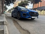 Hyundai Elantra-14