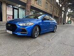 Hyundai Elantra-17